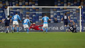 هزم حامل اللقب.. نابولي يتأهل إلى نصف نهائي كأس إيطاليا