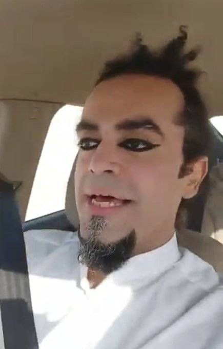 القبض على إبليس في شوارع السعودية !