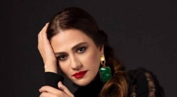 جوليا بطرس بصورة مؤثّرة مع والدها