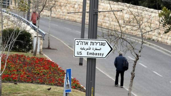 الخارجية الأمريكية تصدر توصيات لرعاياها في إسرائيل بعد الإعلان عن صفقة القرن