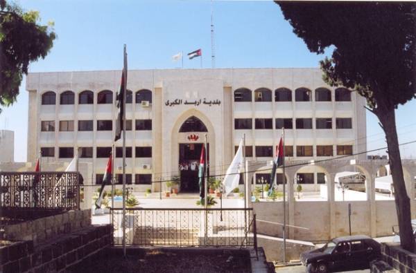 بعد انتحاره اعتراضاً على مصادرة  بسطته..  بلدية اربد تنفي عملية المصادرة