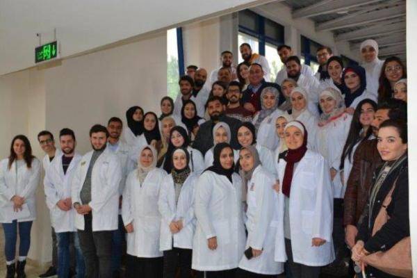 طلبة صيدلة البترا يجتازون بنجاح الامتحان السريري الممنهج للمرة الثالثة