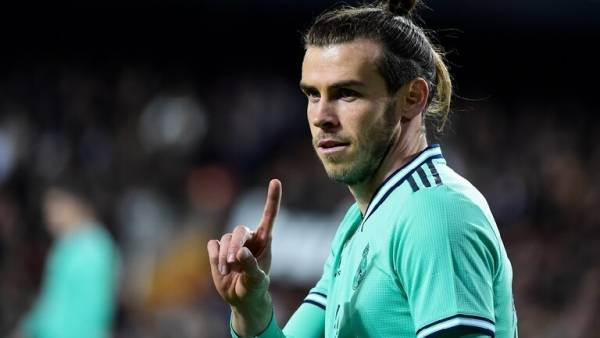 بيل يواصل استفزاز جماهير ريال مدريد (صورة)