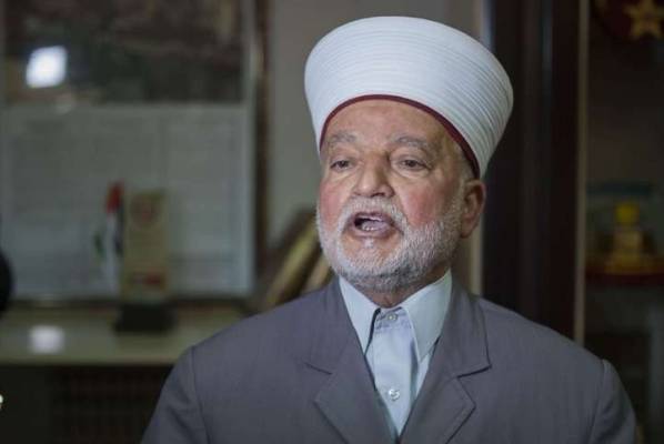 مفتي القدس يحرم التعاطي مع صفقة القرن