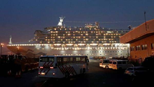 إصابة 3 إسرائيليين بـكورونا على متن أميرة الماس