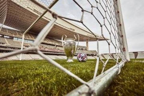 بالصور.. يويفا يكشف عن كرة نهائي دوري أبطال أوروبا 2020