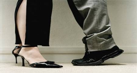 فتاة في دعوى خلع: قصير والسخرية تلاحقني