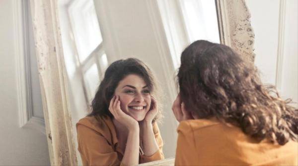 كيف تتعامل مع انعدام الثقة بالنفس؟