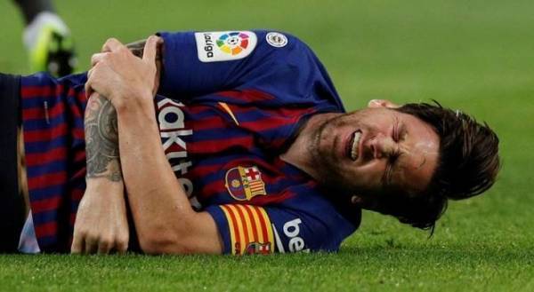 ميسي يصيب برشلونة بلعنة .. (29) إصابة هذا الموسم
