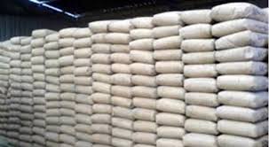 مصنعو الحجر والبلاط يطالبون باستيراد كميات من الاسمنت الابيض