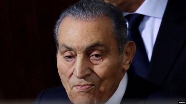 نجل مبارك ينشر تسجيلا لـآخر حديث والده للمصريين