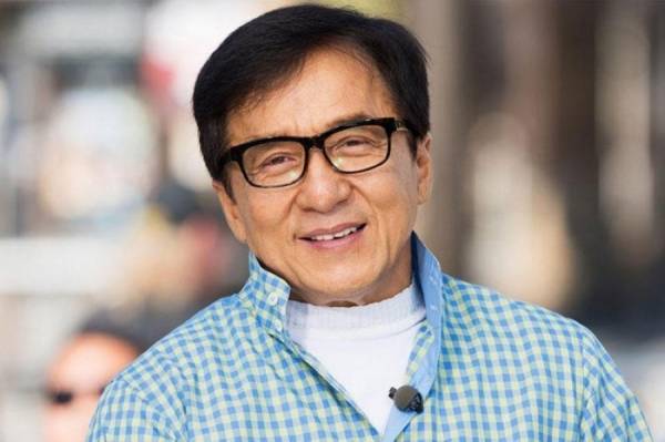 هل أصيب جاكي شان بفيروس كورونا؟