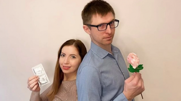 عيد ميلاد مدونة روسية يتحول إلى فاجعة بسبب جليد جاف في حمام السباحة