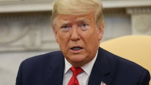 ترامب يعرض على طهران المساعدة في مواجهة انتشار كورونا