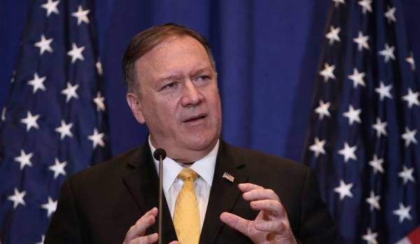 بومبيو يتهم الصين بتقديم معلومات غير كافية حول فيروس كورونا