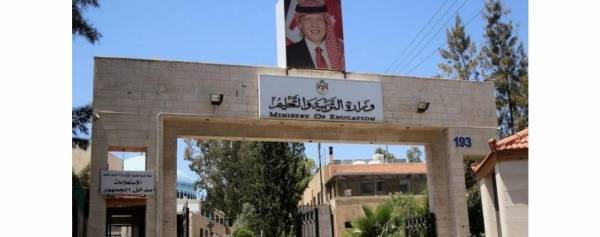 “تطوير المناهج” يتساءل: موقف نائب نقيب المعلمين يمثل النقابة ام اتجاهاً حزبياً؟