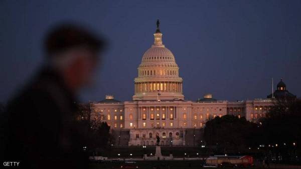 عضوان يعزلان نفسيهما.. هل وصل كورونا إلى الكونغرس الأميركي؟