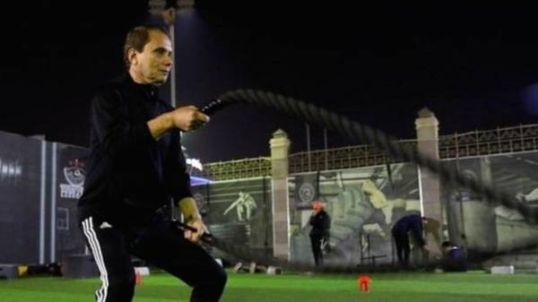 المصري عز الدين بهادر: لاعب كرة قدم سبعيني على بعد خطوة من موسوعة غينيس