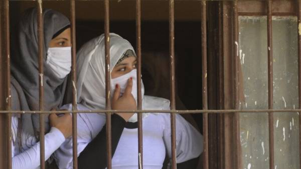 شفاء (26) حالة من فيروس كورونا من أصل (59) في مصر