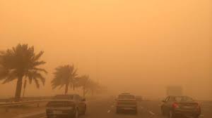 تعمق المنخفض الجوي ورياح محملة بالغبار