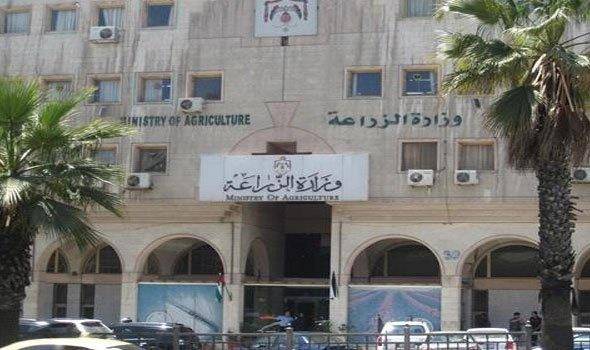 عقب القرارات التي كبلت القطاع ..مزارعي الأردن بصدد الاحتشداد  امام الزارعة بعدة مطالب