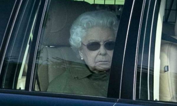 الملكة إليزابيث تغادر قصر باكنغهام بسبب فيروس كورونا!