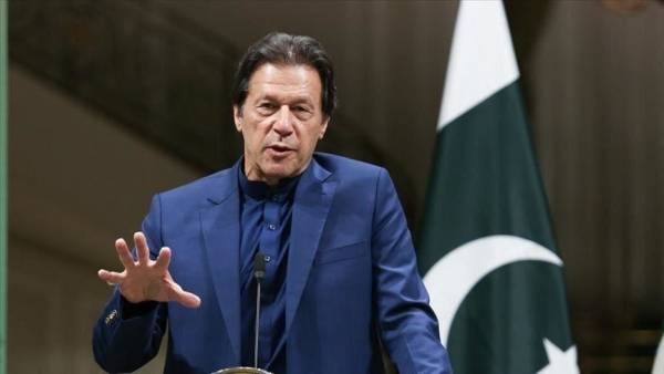 عمران خان : أخشى أن يدمر كورونا اقتصادات الدول النامية .. ويجب اللجوء الى تدابير شطب ديون