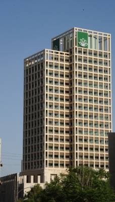 بنك القاهرة عمان يتبرع بمبلغ ١٠٠ الف دينار لوزارة الصحة