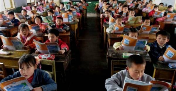 مدارس الصين تستأنف عملها من جديد