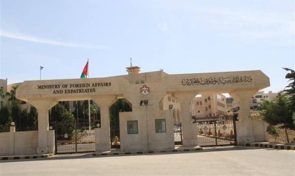 شكر وتقدير للقنصل الاردني في دبي وكوادر القنصلية