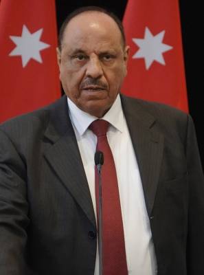 وزير الداخلية يشيد بجهود الحكام الاداريين لاحتواء فيروس كورونا