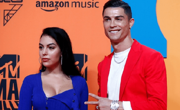 رونالدو يتلقى نبأ سارا في الحجر الصحي