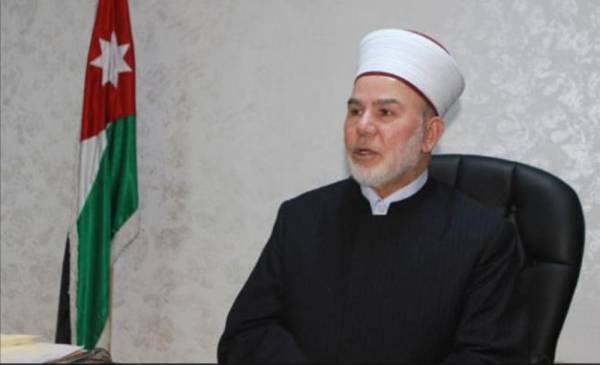 مفتي المملكة ينفي بطلان وقوع الطلاق أثناء الحظر