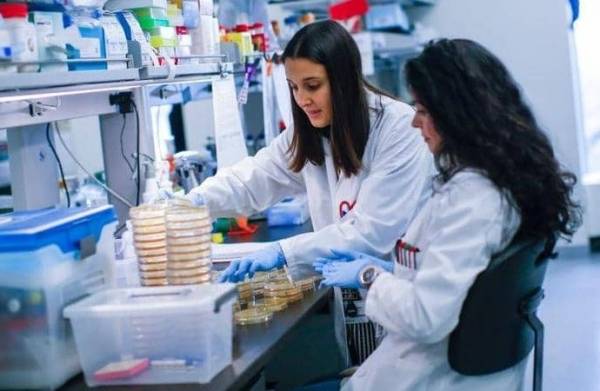 سباق دولي لانتاج لقاح كورونا.. و30 تجربة قيد التطوير