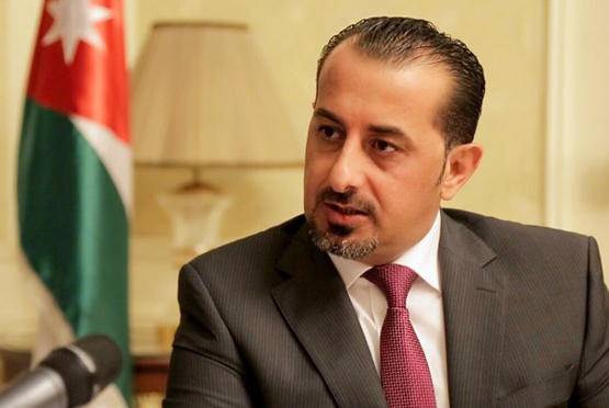 النعيمات يقدم مجموعة من الاقتراحات للحكومة لتنظيم الية شراء المواطنين احتياجاتهم ..(تفاصيل)