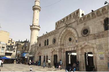 ابتهالات دينية وأدعية بمكبرات المساجد اليوم