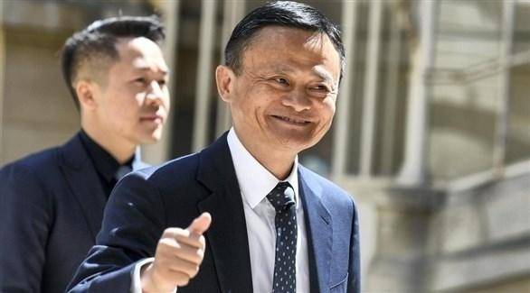 علي بابا يتبرع بمليوني قناع