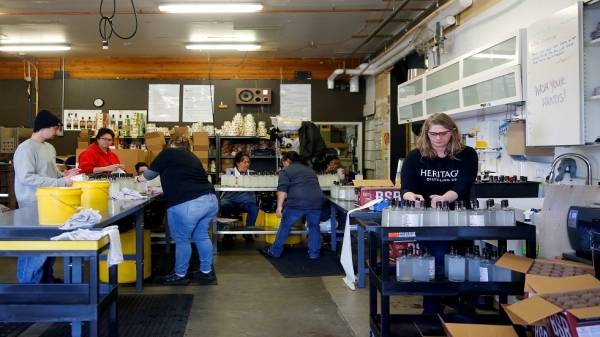 الثالثة عالميا.. أميركا تسجل 4 آلاف حالة إصابة جديدة بـكورونا والإجمالي تجاوز 35 ألفا