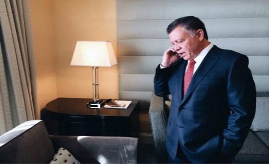 الملك يبحث مع أمير الكويت وأمير قطر التعاون لمجابهة كورونا