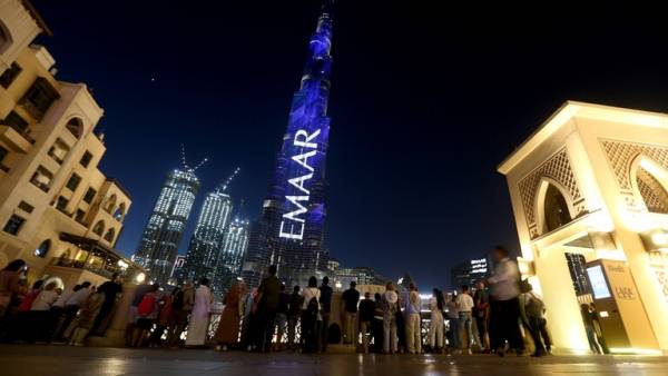 الإمارات تسجل 50 إصابة جديدة بكورونا.. وتعميم هام من وزارة الصحة