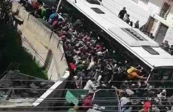 الرزاز يرمي الكرة في ملعب المواطنين