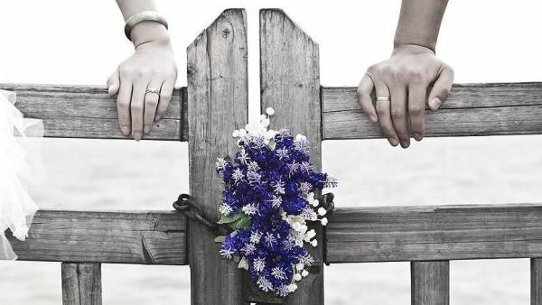 أردني يخرج لشراء الخبز ويعود بـعروس .. ما القصة؟