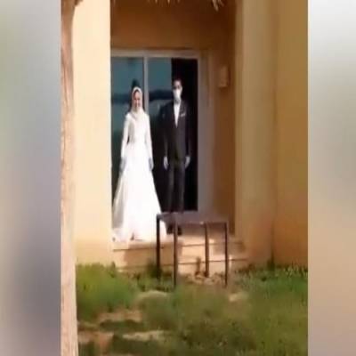 بالفيديو : حفل زفاف داخل الحجر الصحي في أحد فنادق البحر الميت