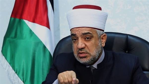 وزير الأوقاف: أعلم أن عدم إقامة الجمعة في المساجد مؤلم