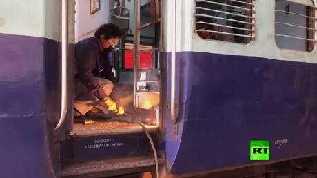 الهند.. تحويل عربات القطارات لعنابر عزل لمصابي كورونا