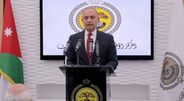 العضايلة: تسيير صرافات آلية متنقلة للوصول إلى القرى