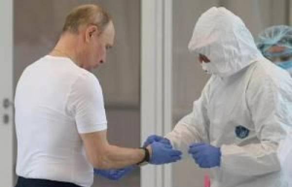 إخضاع بوتين لفحوص طبية خاصة بفيروس كورونا