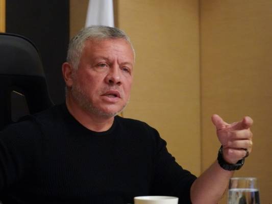 طلبة اردنيون يستغيثون بالملك اعادتهم من ماليزيا ..(اسماء)