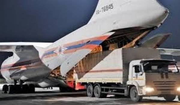 في سابقة تاريخية .. أول طائرة مساعدات روسية تهبط في أميركا