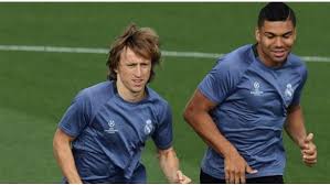 كاسيميرو ومودريتش يتبرعان لمواجهة كورونا